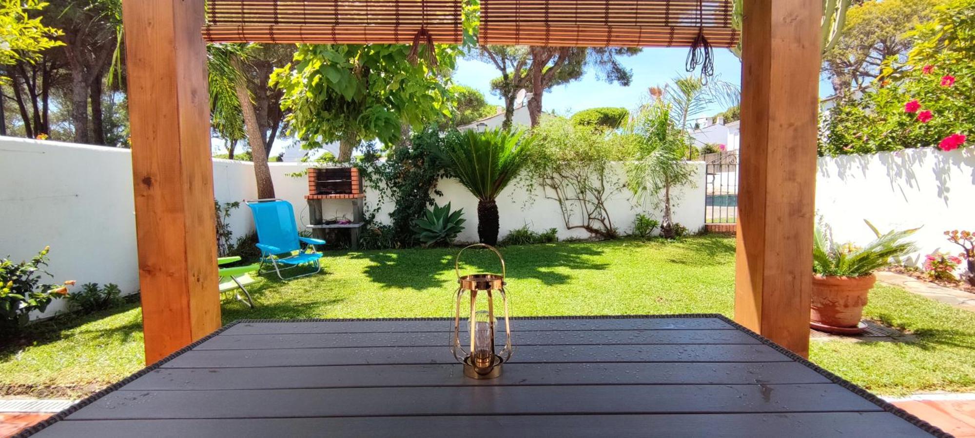 Apartamento Con Jardin Y Piscina En Playa